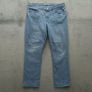 Levi's Jeans Women's Size 16M Blue Mid-Rise Classic Straight Denim 29" Inseam